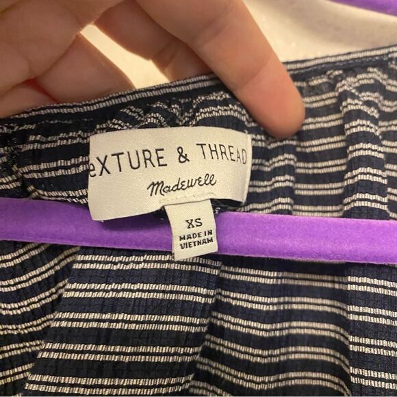 Madewell Texture & Thread Peasant Stripe Top black, scoopneck puff sleeve XS - Picture 5 of 7